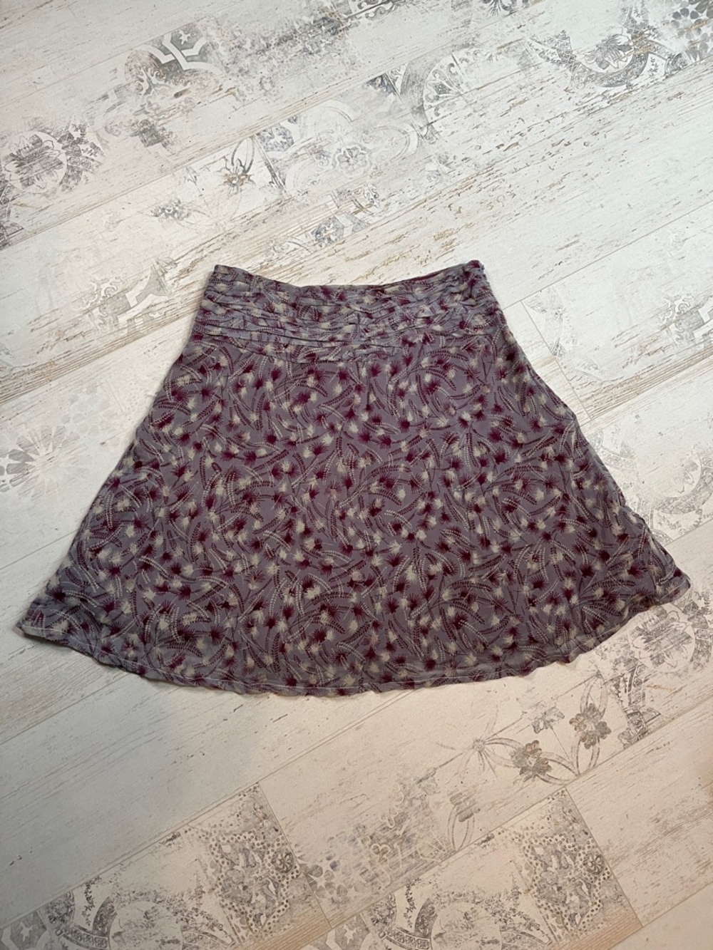 Free People Purple Floral Design Silk Skirt Size 4